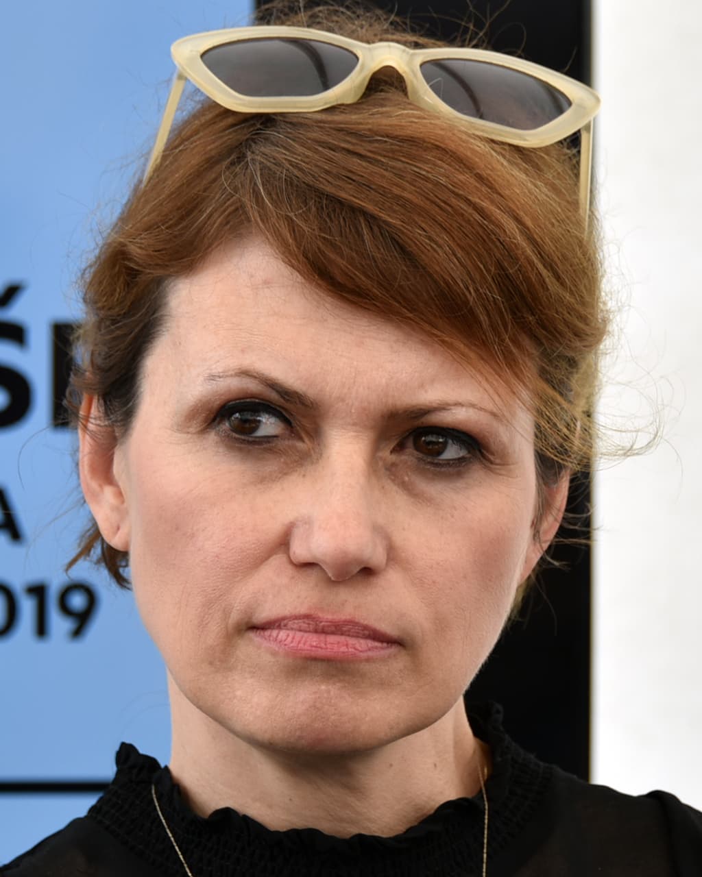 Portrét – Bianca Bellová