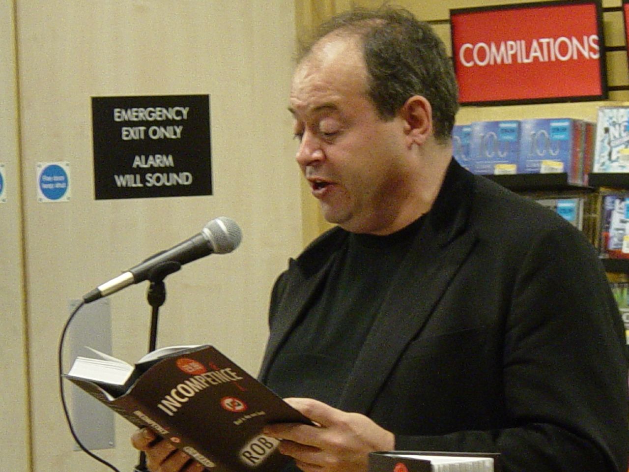 Portrét – Grant Naylor