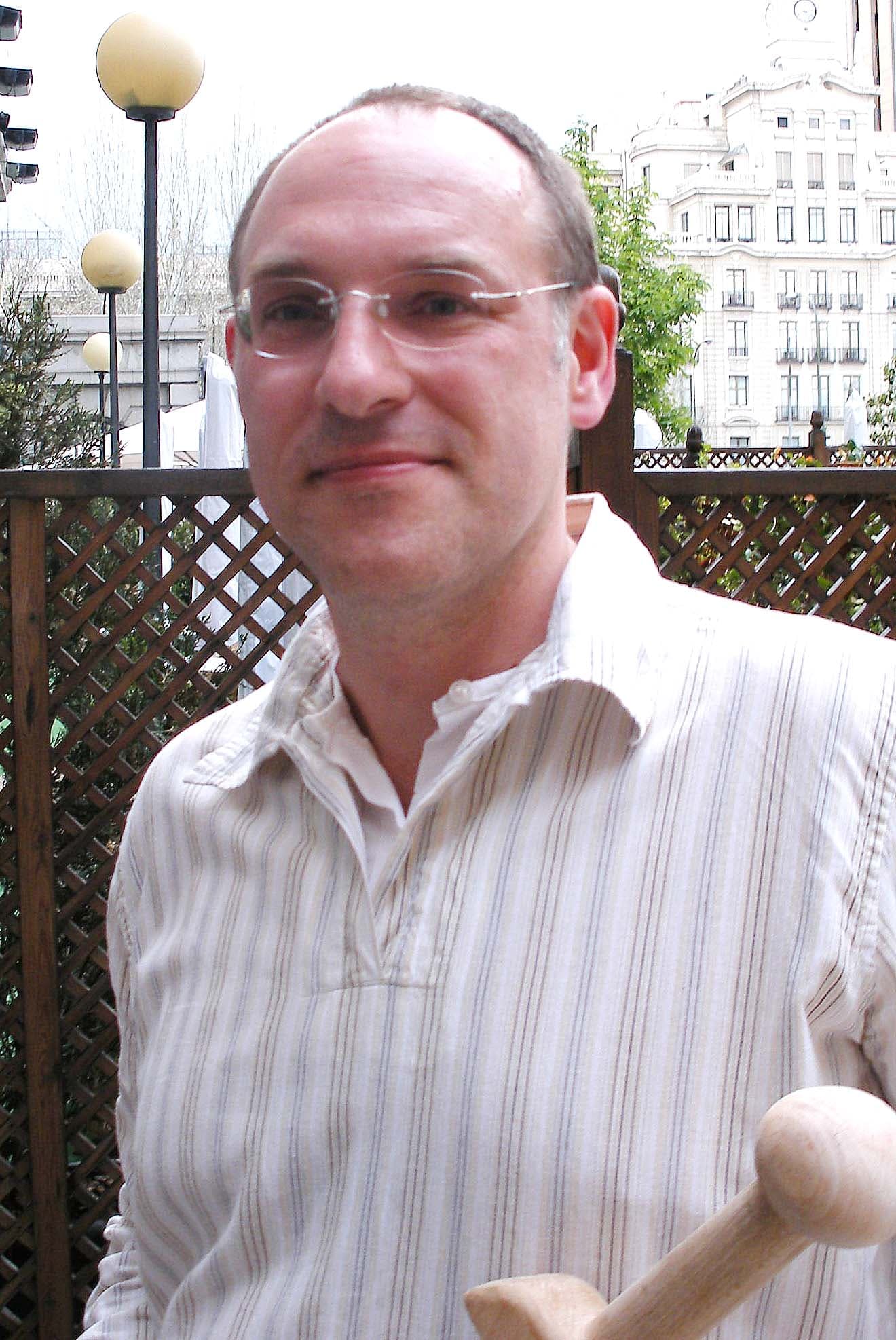 Portrét – Simon Scarrow