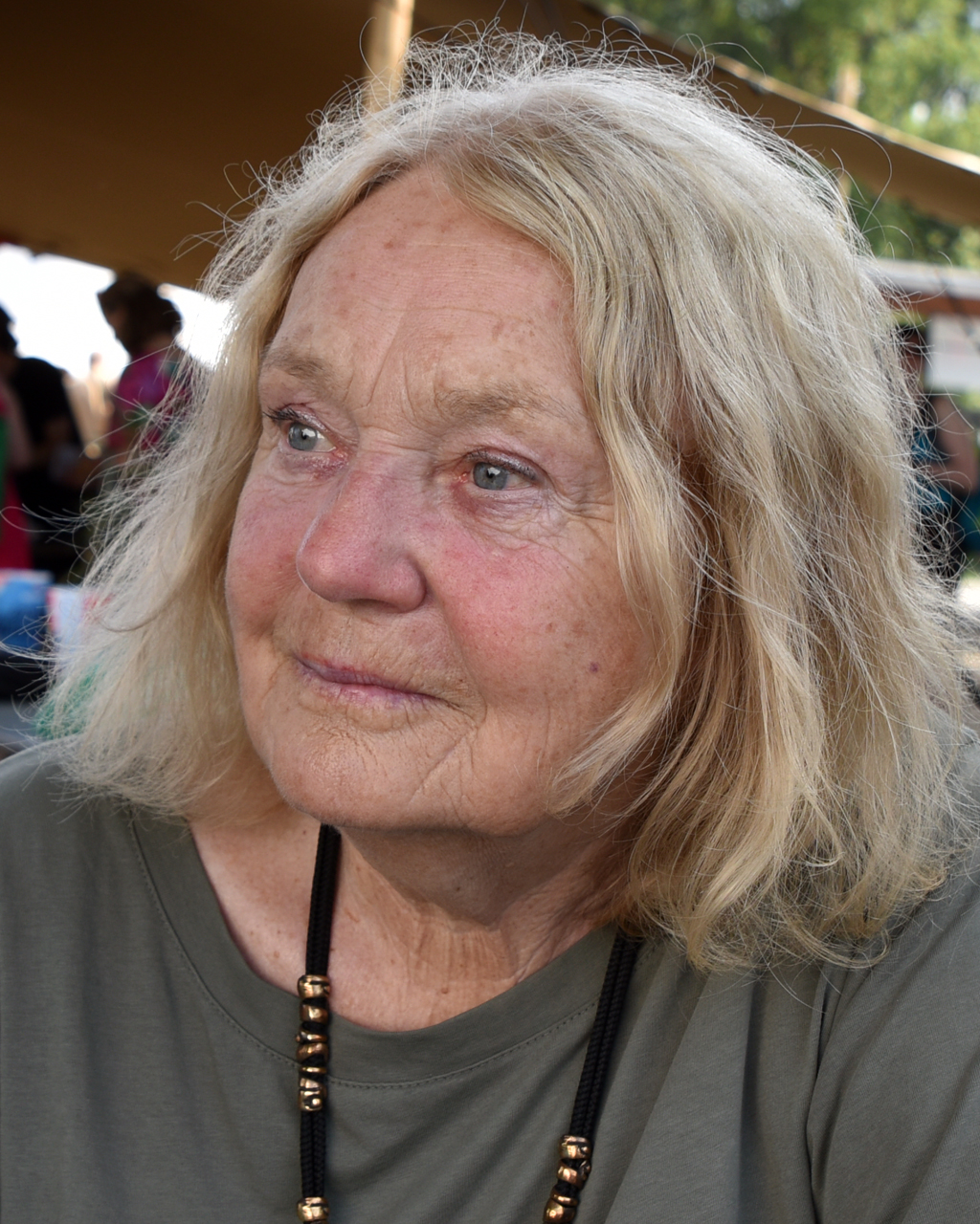 Portrét – Eda Kriseová